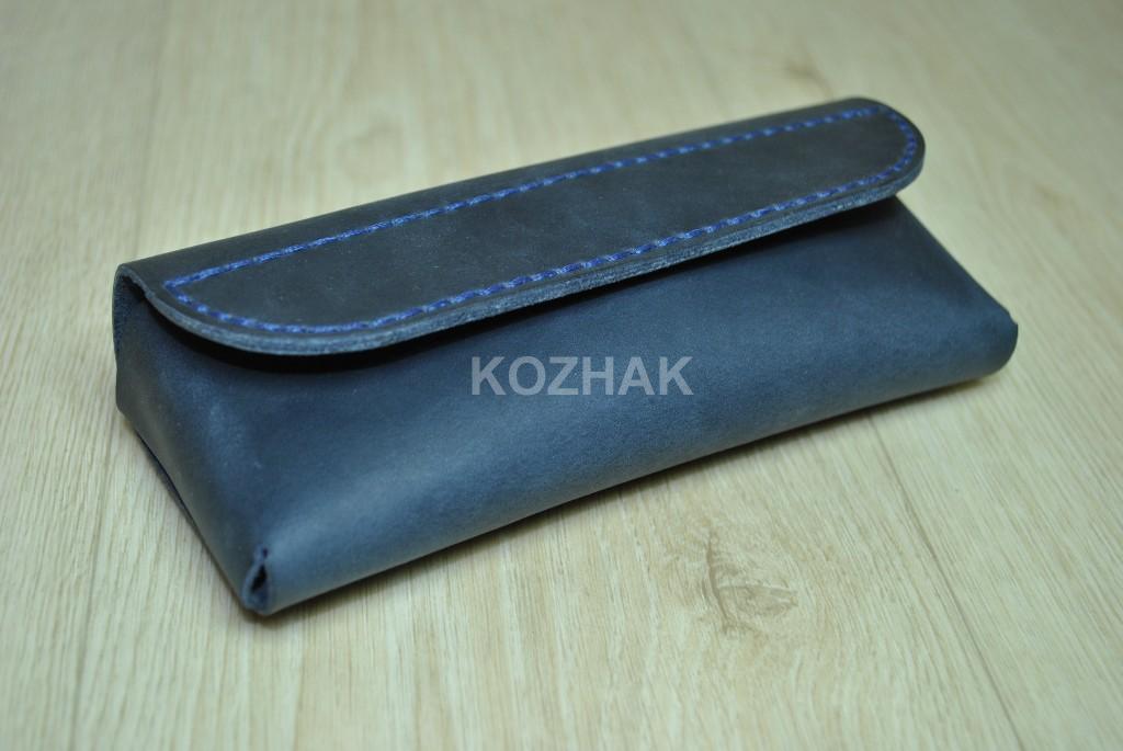 Футляр для сонцезахисних окулярів з темно-синьої шкіри