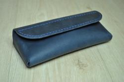 Футляр для сонцезахисних окулярів з темно-синьої шкіри