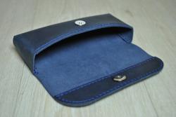 Футляр для сонцезахисних окулярів з темно-синьої шкіри