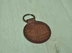 Кожаный брелок ручной работы сап бордист на закате