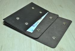 Вместительный кожаный кошелек ручной работы