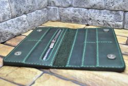Темно-зелений гаманець ручної роботи зі шкіри